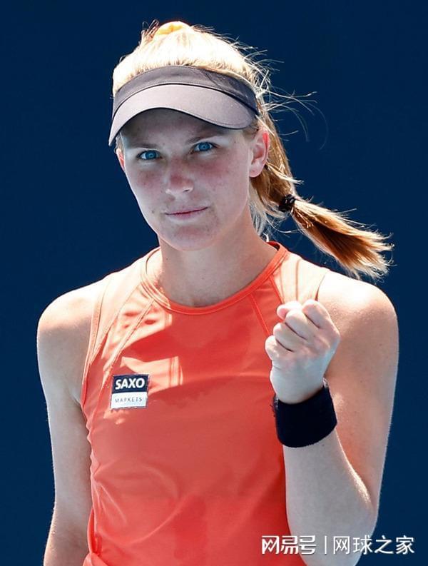 开云体育登录-甫一订婚便双双突围,他们把澳网变成爱情的见证场